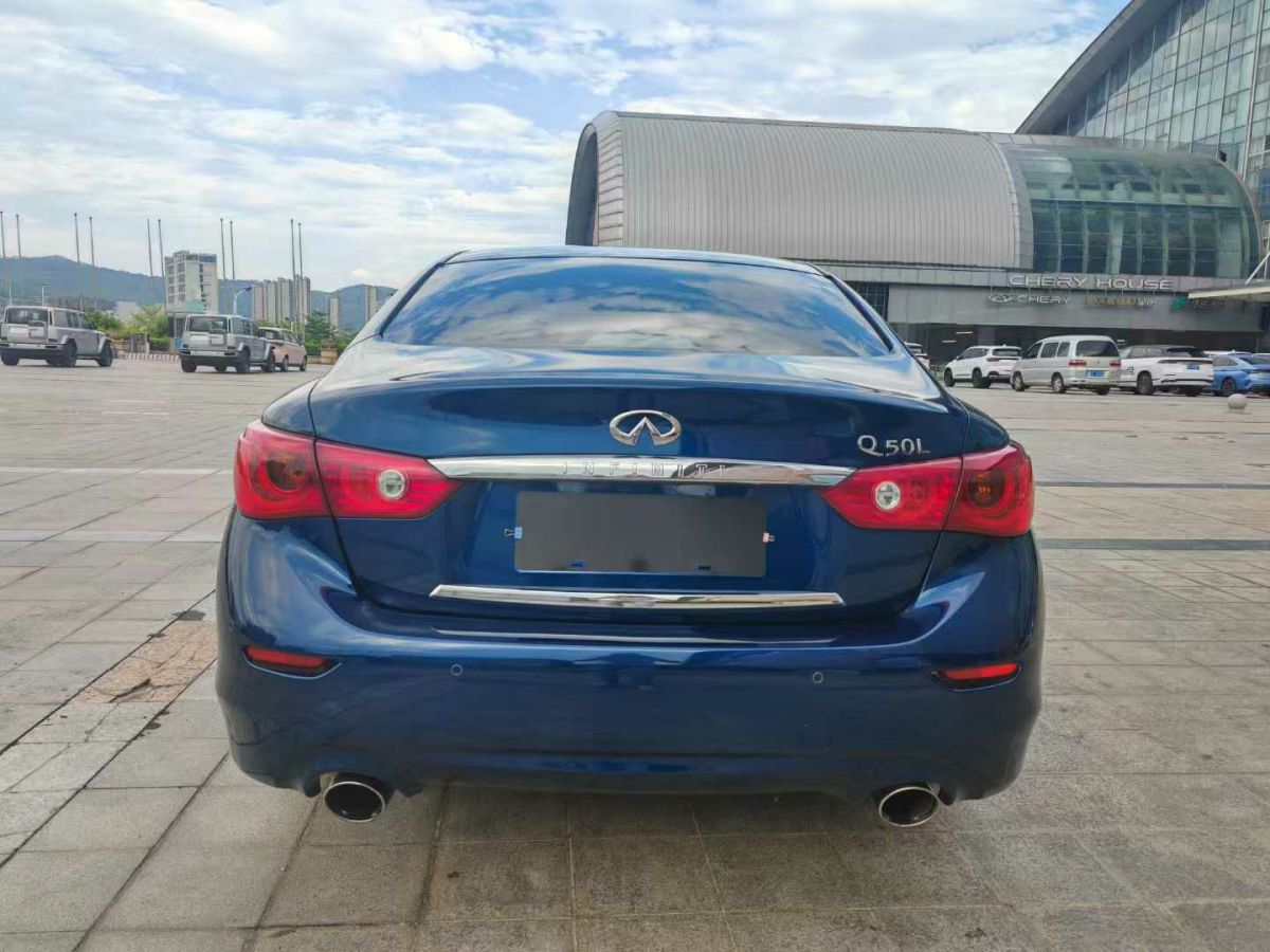 英菲尼迪 Q50L  2015款 2.0T 悅享版圖片