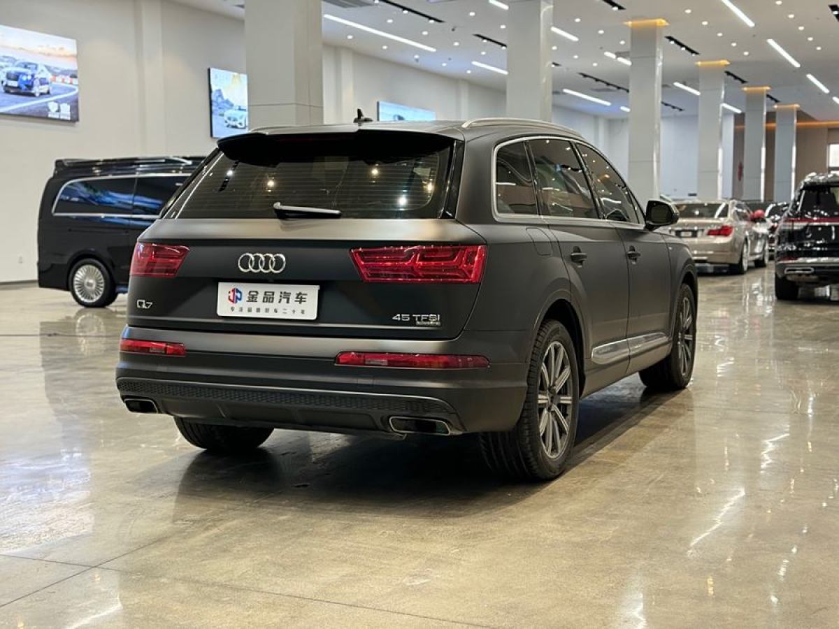 奧迪 奧迪Q7  2016款 45 TFSI S line運(yùn)動(dòng)型圖片