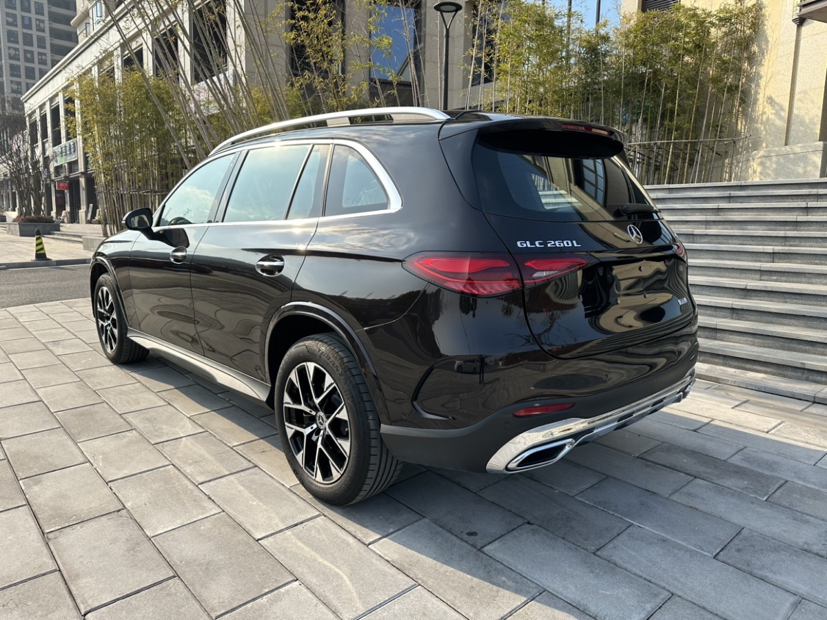 奔馳 奔馳GLC  2023款 改款 GLC 260 L 4MATIC 豪華型 5座圖片