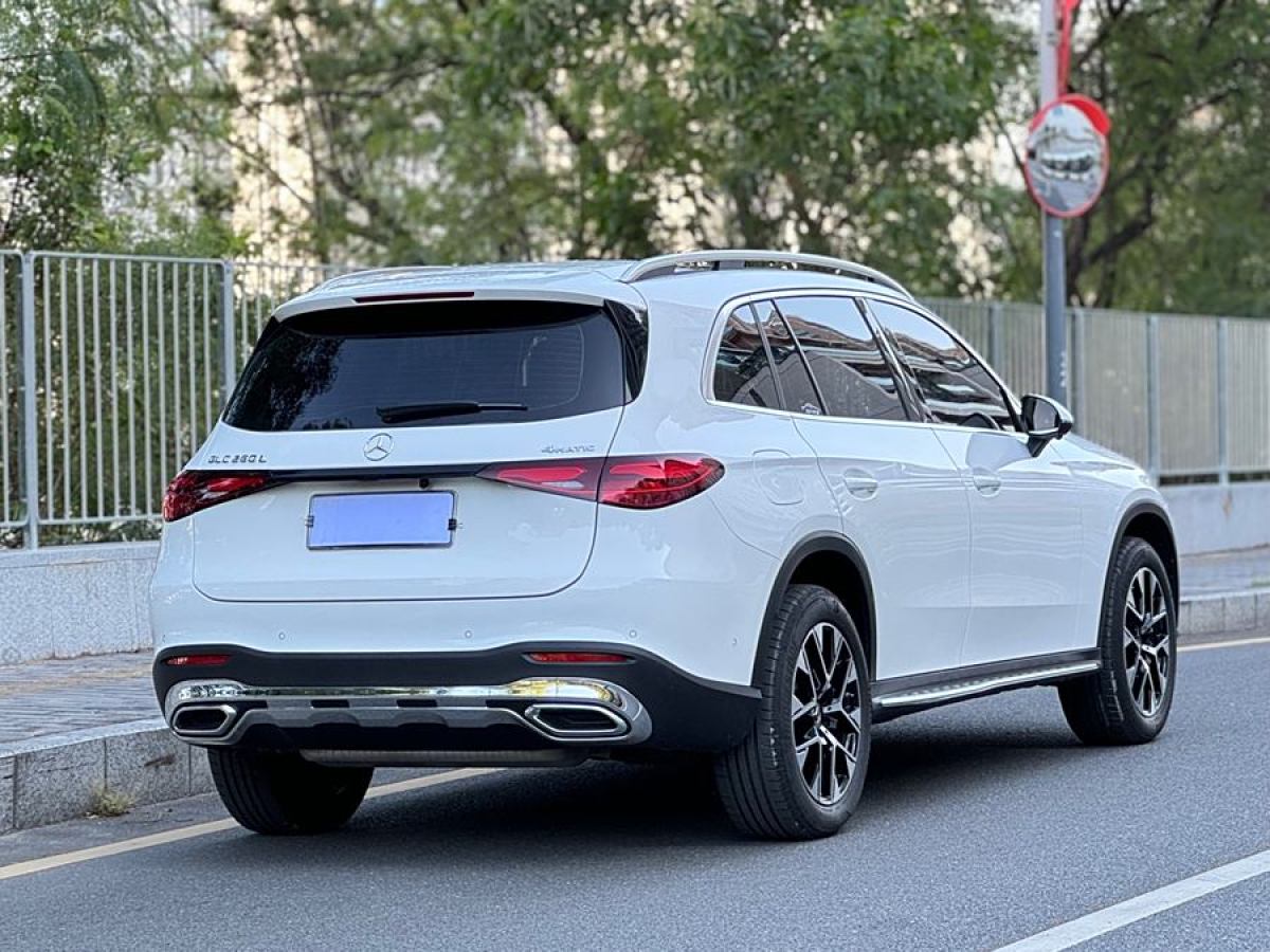 奔馳 奔馳GLC  2024款 GLC 260 L 4MATIC 動感型 7座圖片