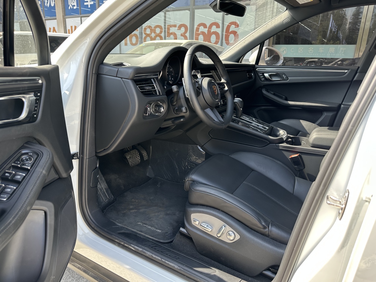 保時(shí)捷 Macan  2023款 Macan 2.0T圖片