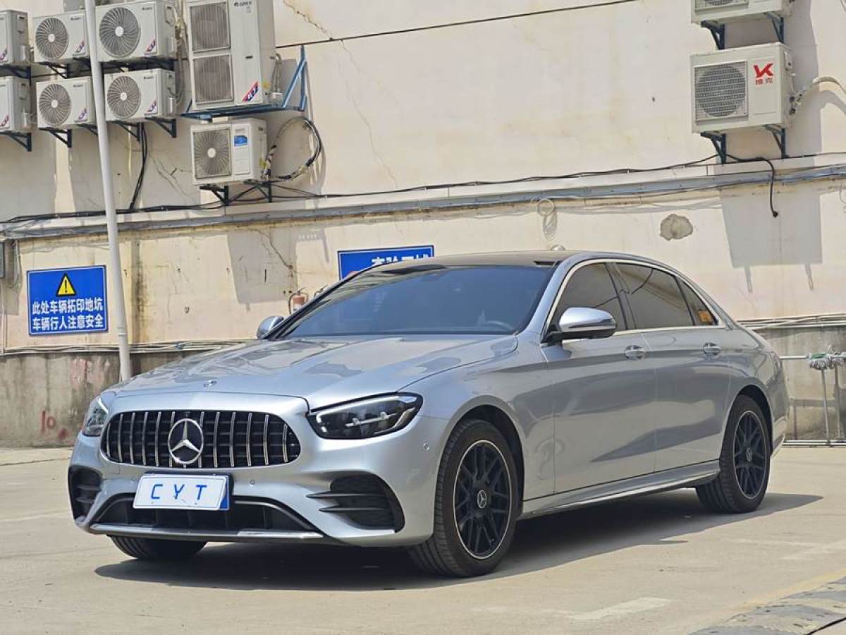 奔驰 奔驰E级  2023款 改款 E 300 L 运动豪华型图片