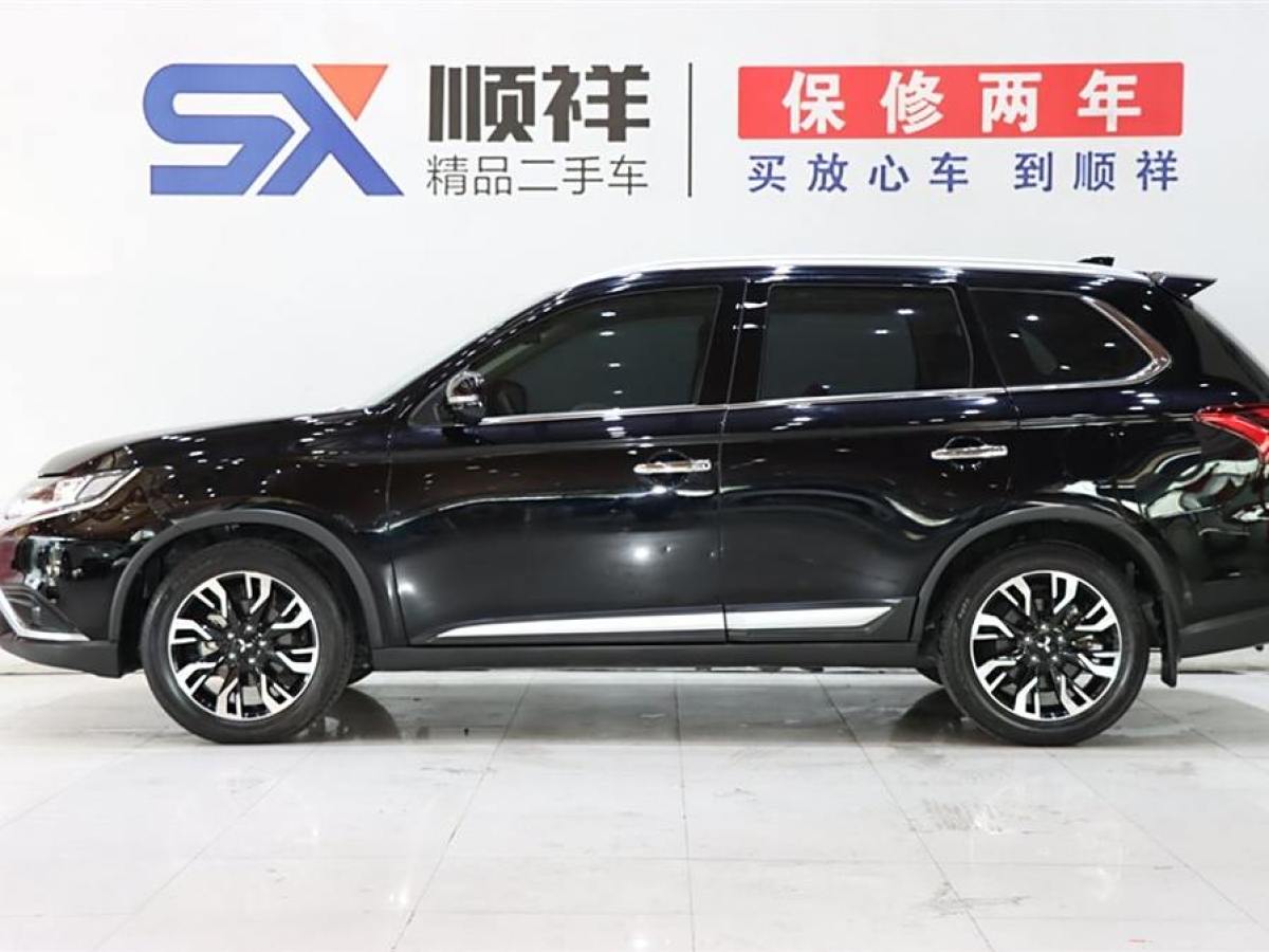 三菱 欧蓝德  2019款 2.0L 两驱畅享版 7座 国VI图片