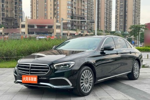 奔驰E级 奔驰 改款 E 300 L 豪华型