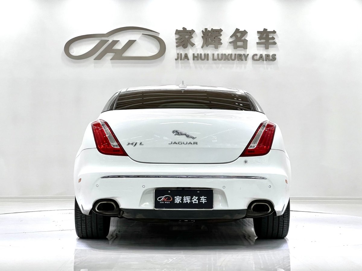 捷豹 XJ  2014款 XJL 2.0T 两驱全景商务版图片