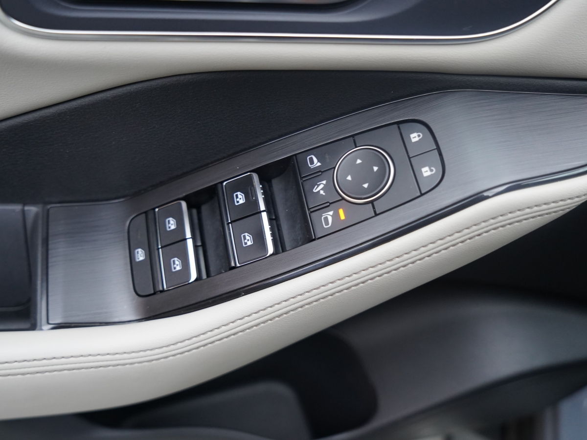 日產(chǎn) 奇駿  2021款 VC-Turbo 300 CVT 2WD豪華版圖片