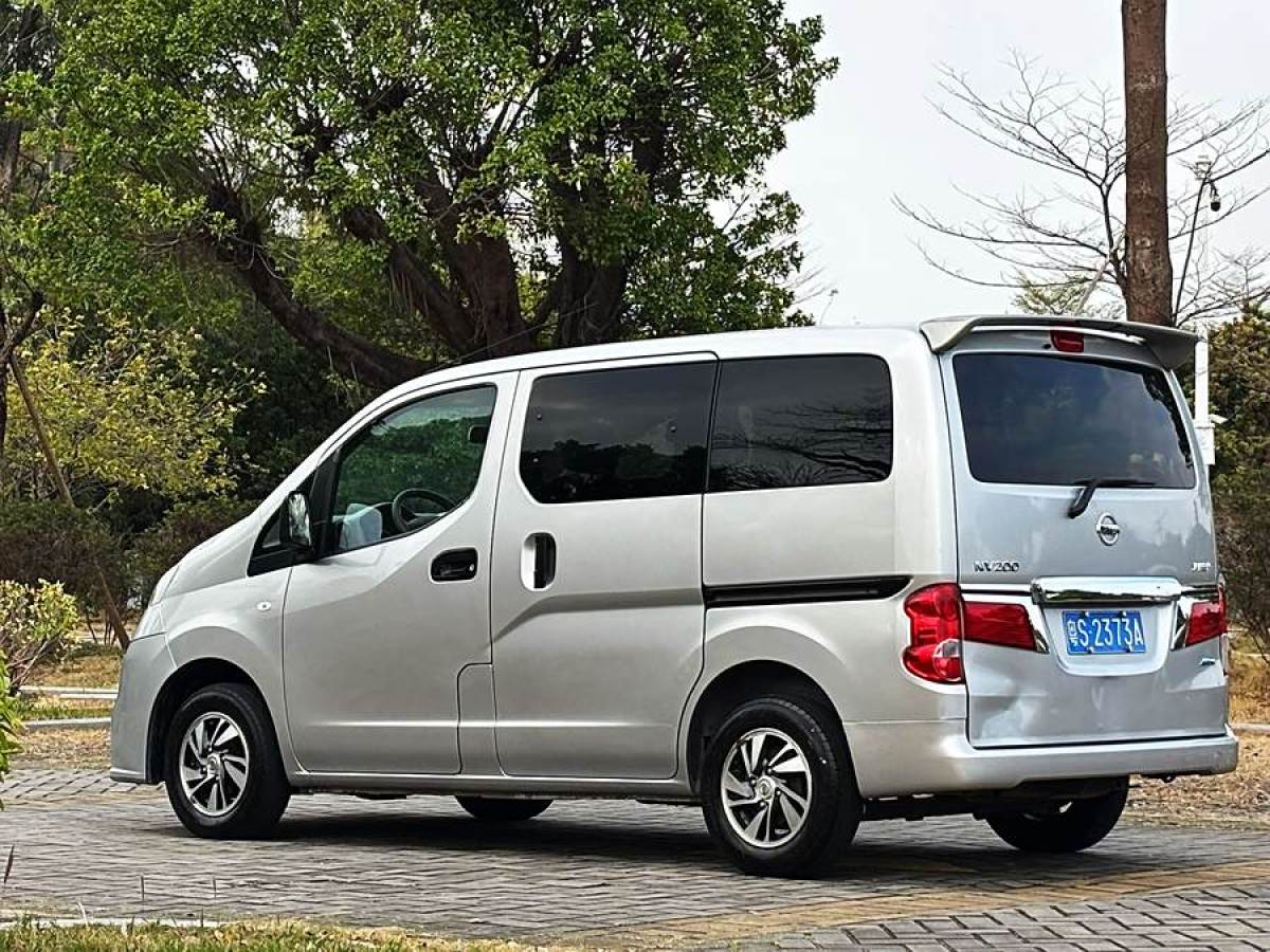 2017年11月日產(chǎn) NV200  2016款 改款 1.6L CVT豪華型