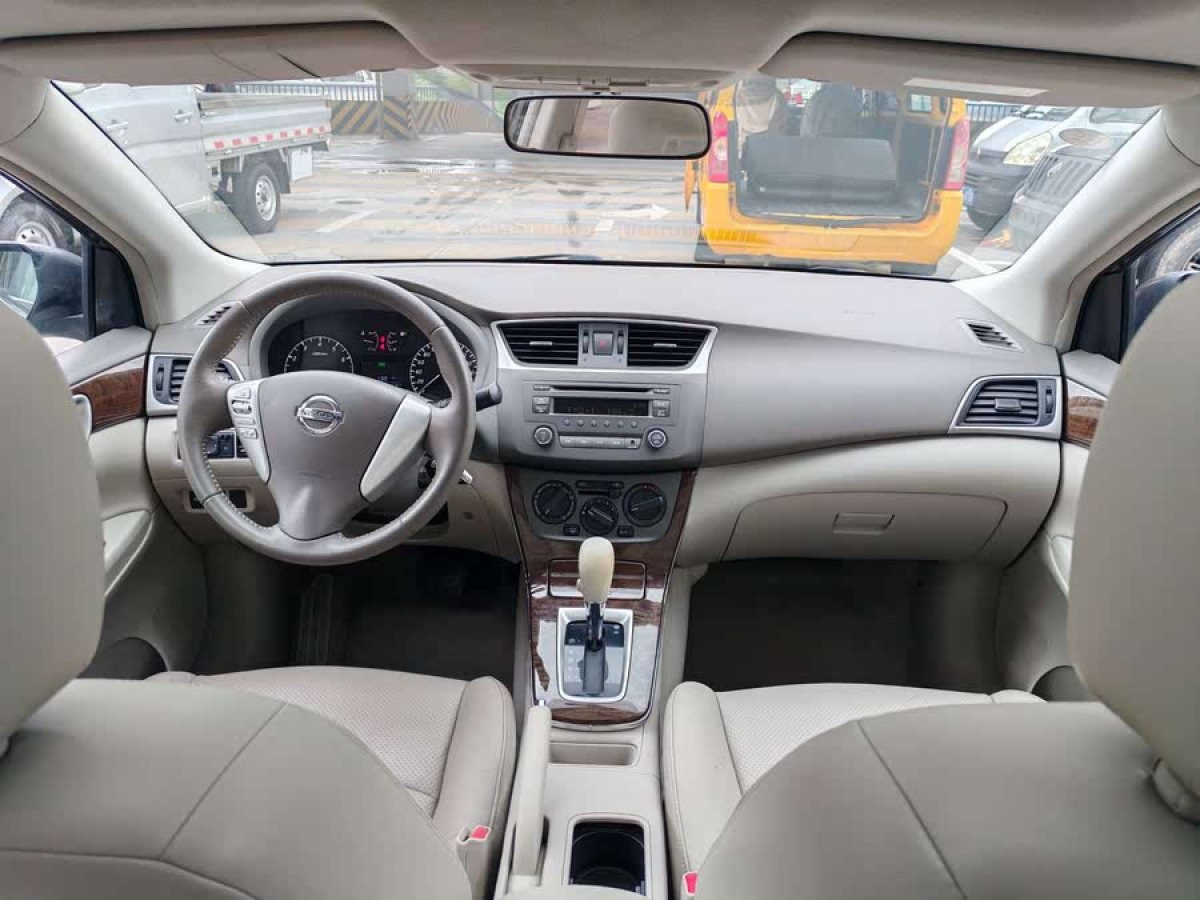 日產(chǎn) 軒逸  2014款 1.6XV CVT尊享版圖片