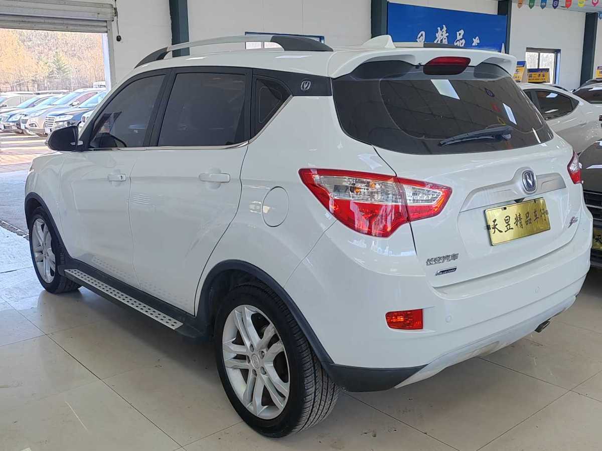 長(zhǎng)安 CS35  2017款 1.6L 手動(dòng)豪華型圖片