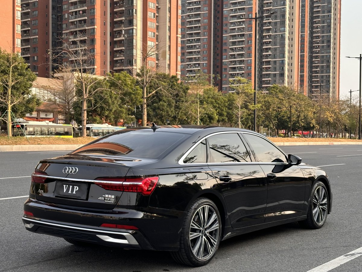 奧迪 奧迪A6L  2023款 改款 45 TFSI 臻選動感型圖片