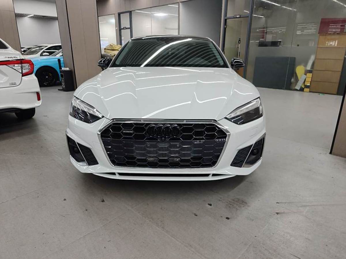 奧迪 奧迪A5  2024款 Sportback 40 TFSI quattro 豪華動(dòng)感型圖片