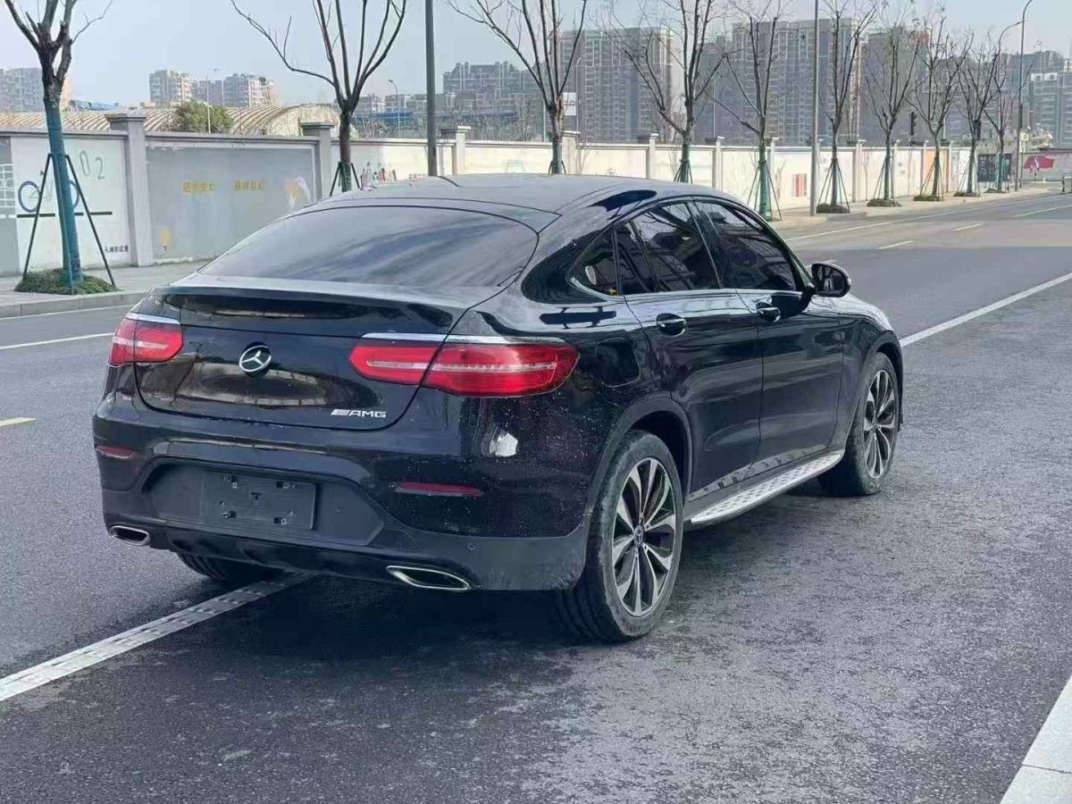 奔馳 奔馳GLC轎跑 AMG  2018款 AMG GLC 63 4MATIC+ 轎跑SUV圖片