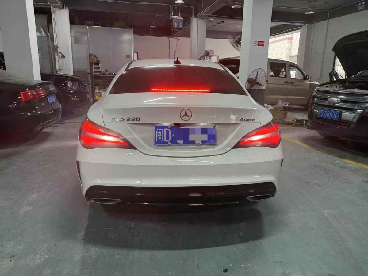 奔馳 奔馳CLA級  2018款 CLA 220 4MATIC圖片