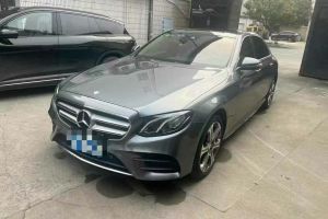 奔驰E级 奔驰 E 300 L 豪华型