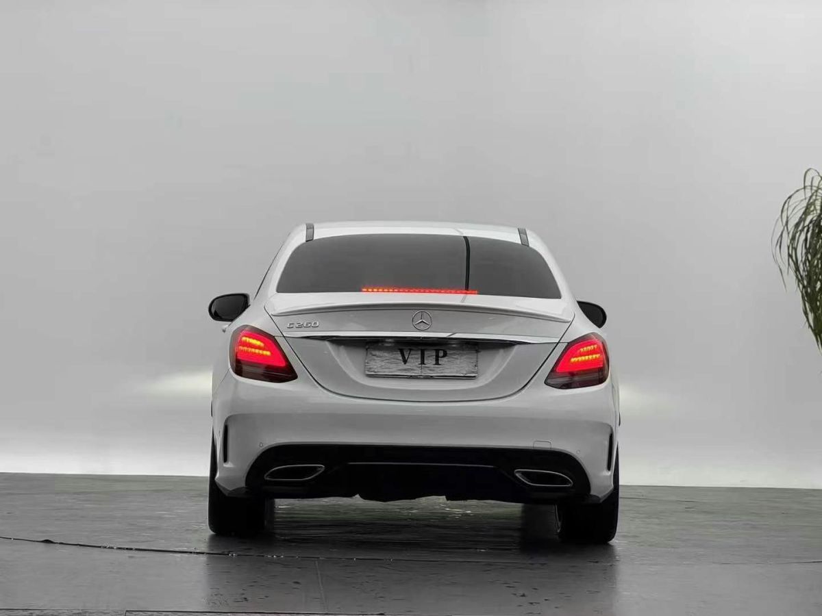 奔馳 奔馳C級(jí)  2021款 C 300 L 運(yùn)動(dòng)版圖片