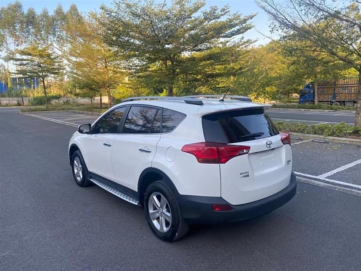 豐田 RAV4榮放  2013款 2.0L CVT四驅(qū)新銳版圖片