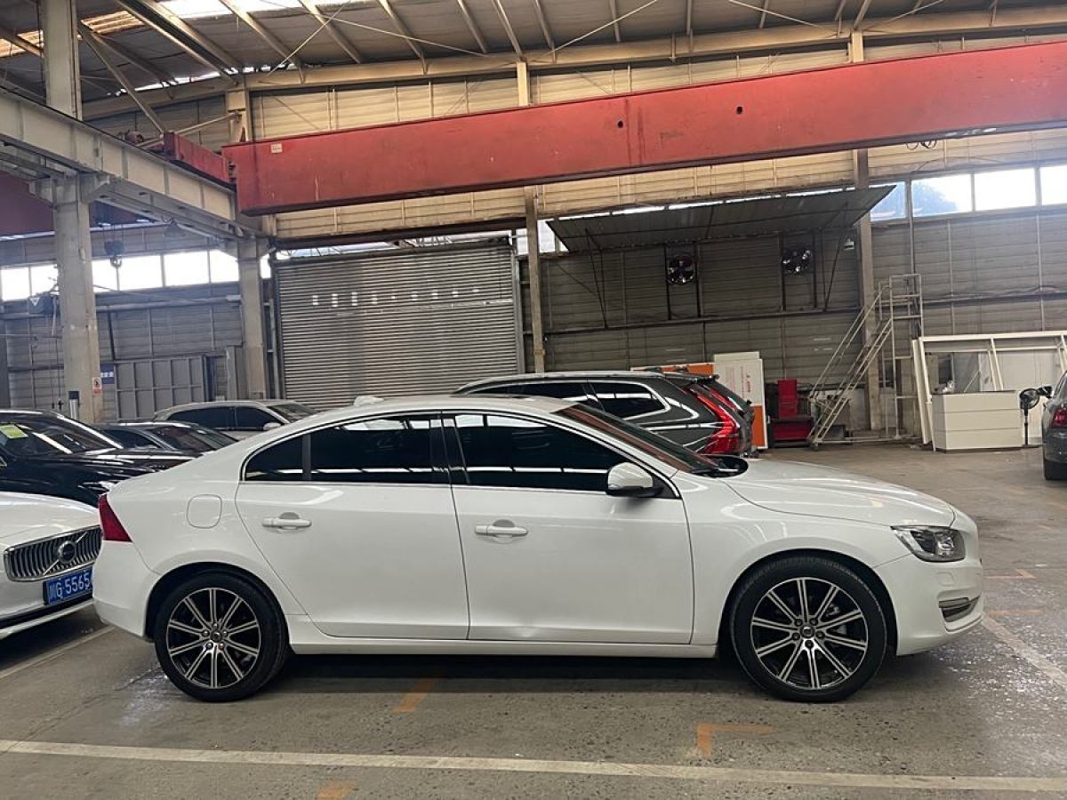 沃爾沃 S60  2015款 L 2.0T T5 智馭版圖片