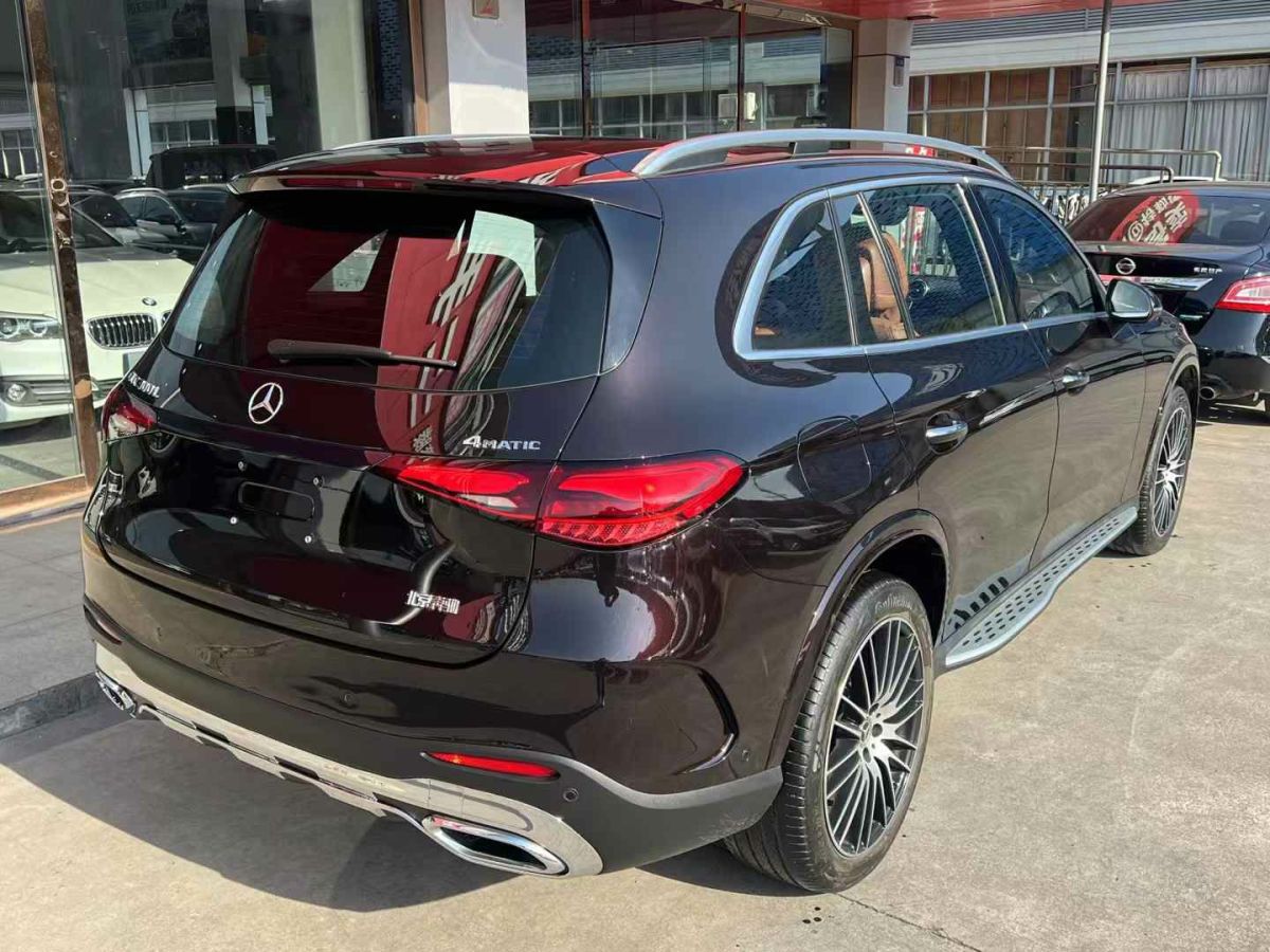 奔馳 奔馳GLC  2023款 GLC 300 4MATIC 轎跑SUV圖片