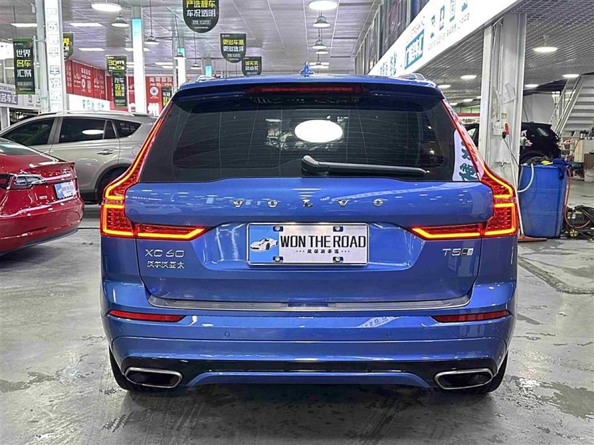 沃爾沃 XC60  2019款  T5 四驅(qū)智遠(yuǎn)版 國(guó)VI圖片