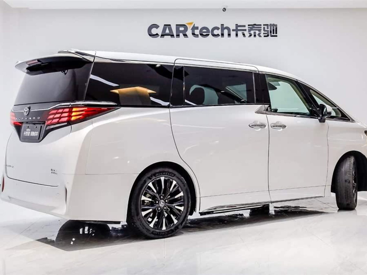 豐田 埃爾法  2024款 雙擎 2.5L 臻享版圖片