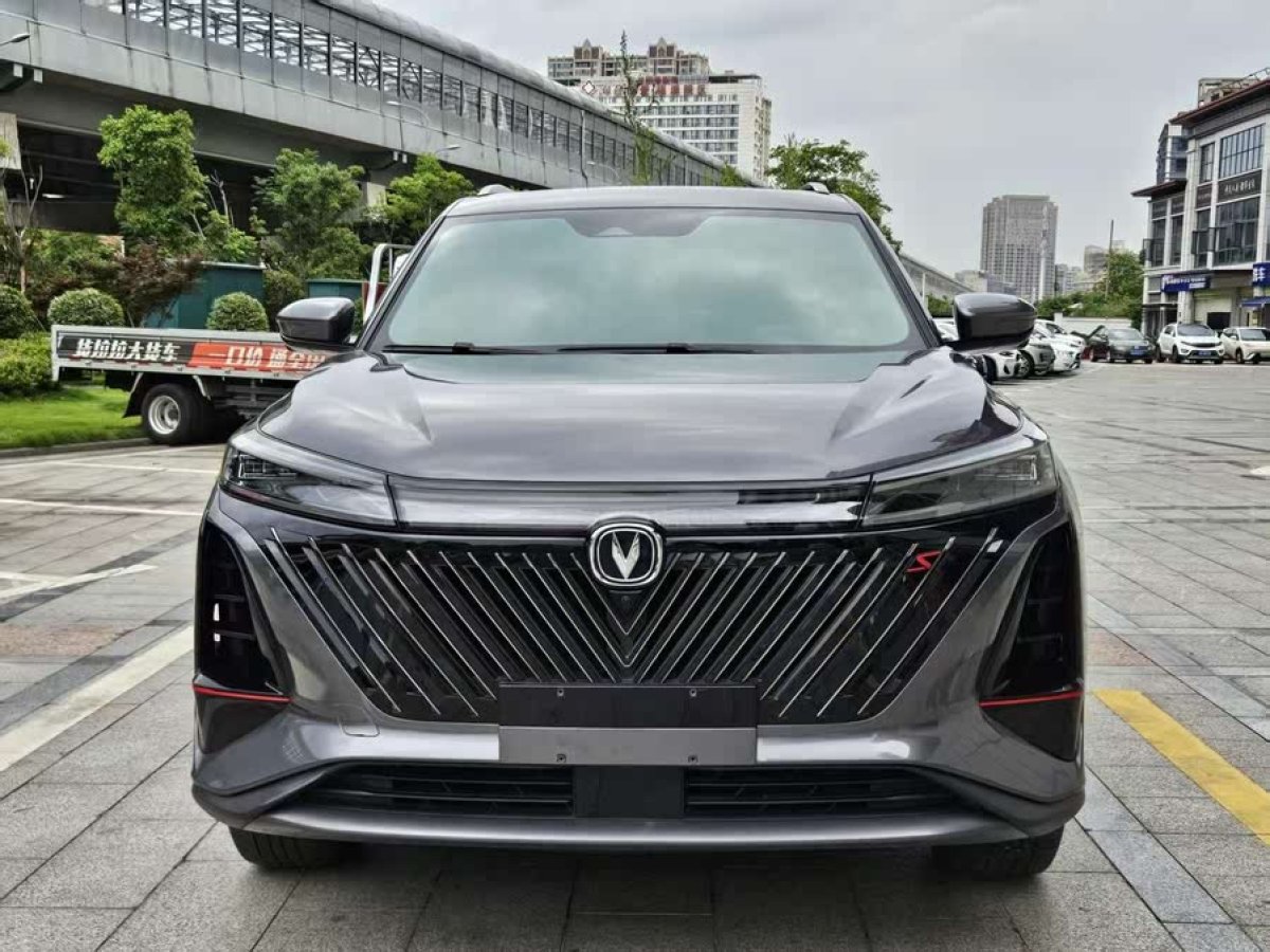 長安 CS75 PLUS  2022款 2.0T 自動領(lǐng)航型圖片