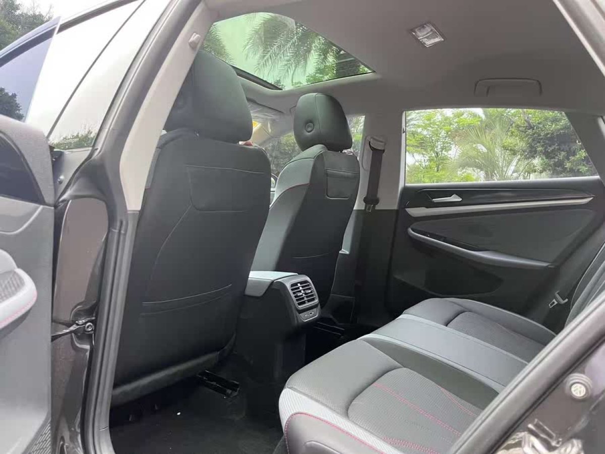 大眾 凌渡  2023款 凌渡L 280TSI DSG炫辣版圖片