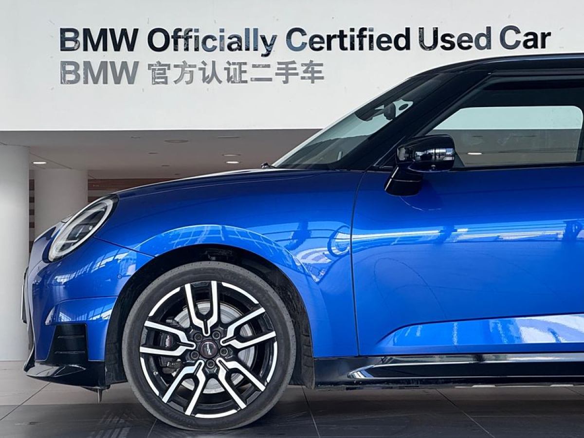 MINI 電動MINI COOPER  2024款 452km COOPER SE 賽車手圖片