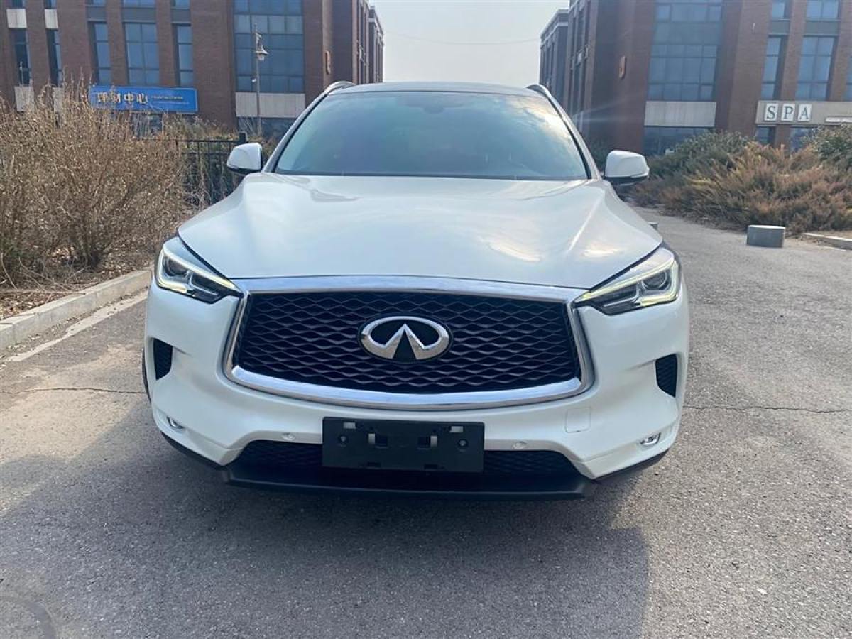 英菲尼迪 QX50  2018款 2.0T 四驅(qū)菁英版圖片