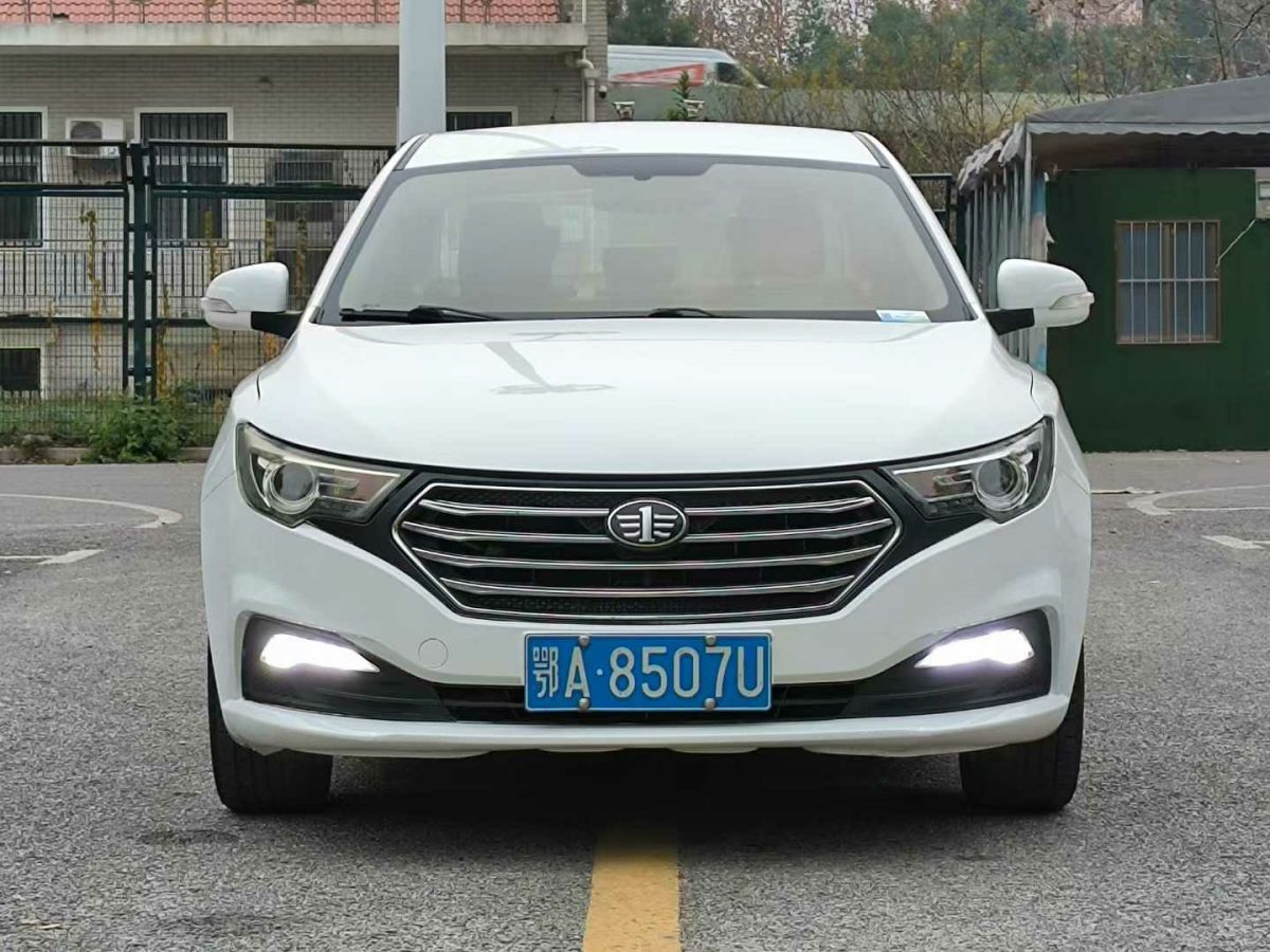 奔騰 B30  2019款 1.6L 自動(dòng)舒適型圖片