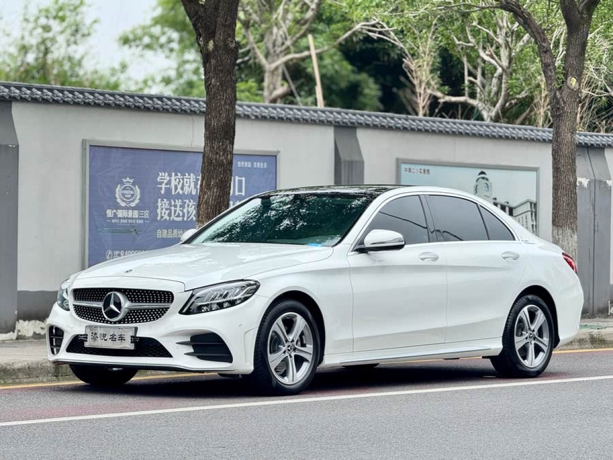 奔馳 奔馳C級(jí)  2021款 C 260 L 運(yùn)動(dòng)版圖片