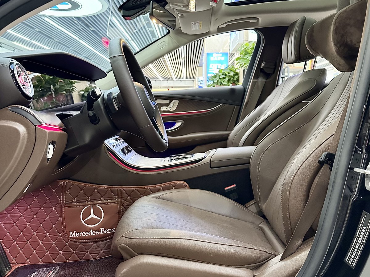 奔馳 奔馳E級  2023款 改款 E 300 L 時尚型圖片