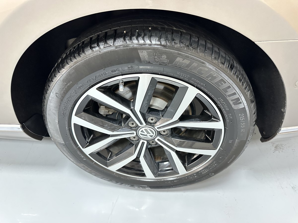 大眾 邁騰  2017款 330TSI DSG 尊貴型圖片