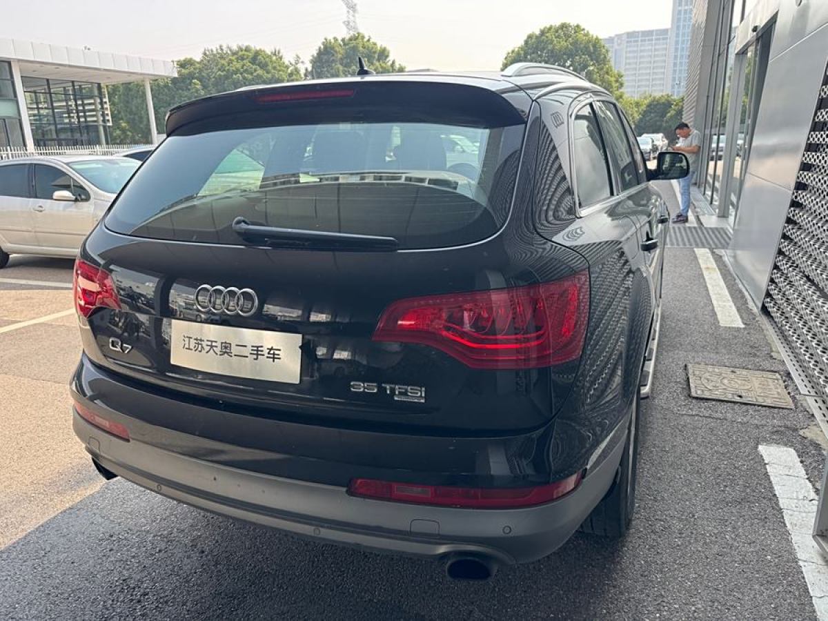 奧迪 奧迪Q7  2013款 35 TFSI 進(jìn)取型圖片