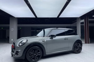 MINI MINI 1.5T COOPER 賽車手