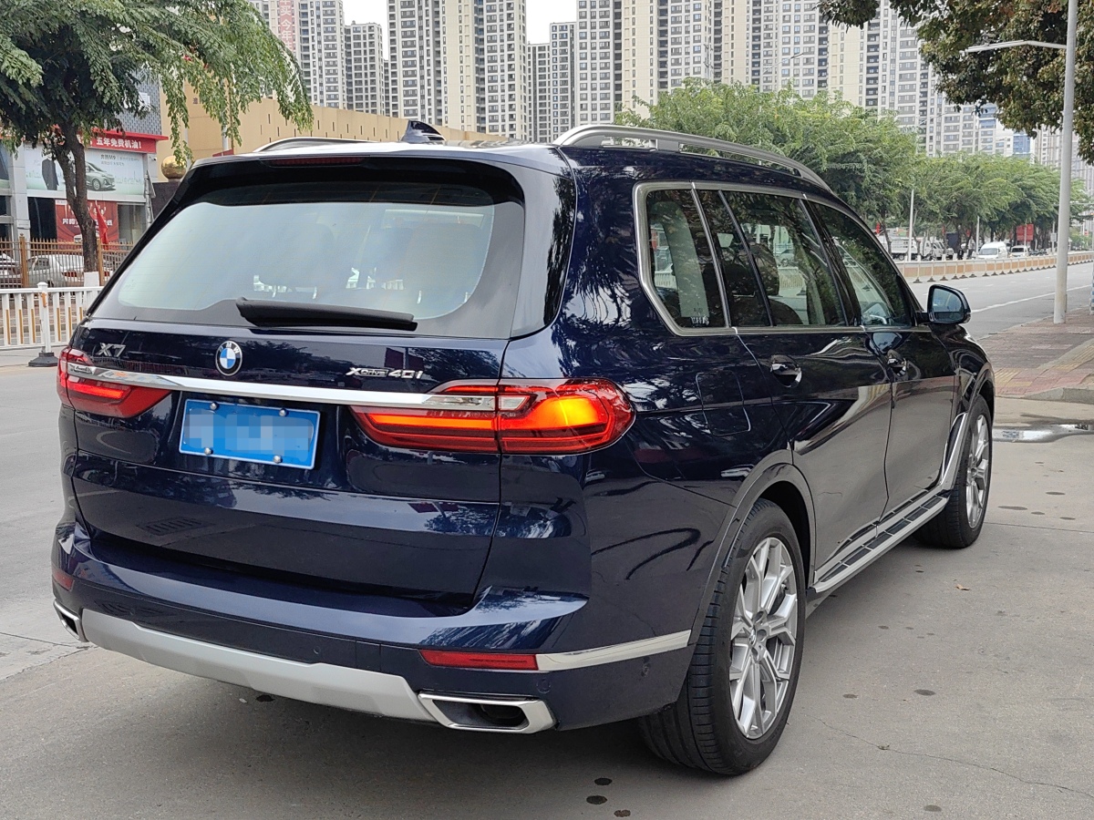 寶馬 寶馬X7  2022款 xDrive40i 領(lǐng)先型豪華套裝圖片