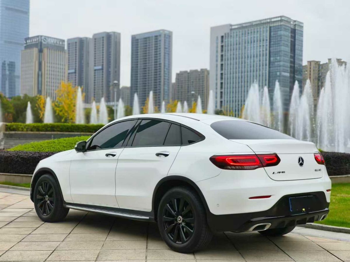 奔馳 奔馳GLC轎跑 AMG  2020款 AMG GLC 43 4MATIC 轎跑SUV圖片