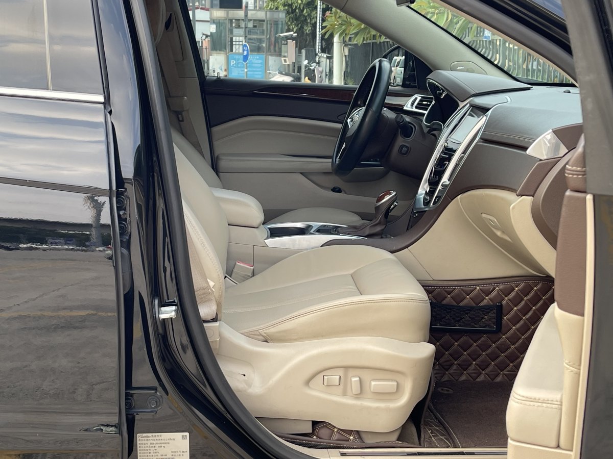 凱迪拉克 SRX  2014款 3.0L 精英型圖片