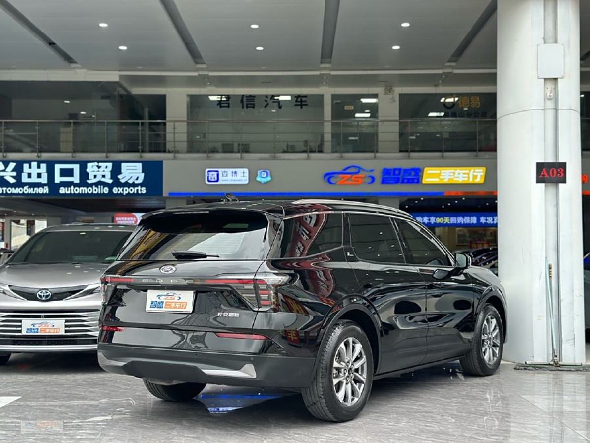 福特 銳界  2023款 銳界L 2.0T EcoBoost 兩驅(qū)七座豪華型圖片