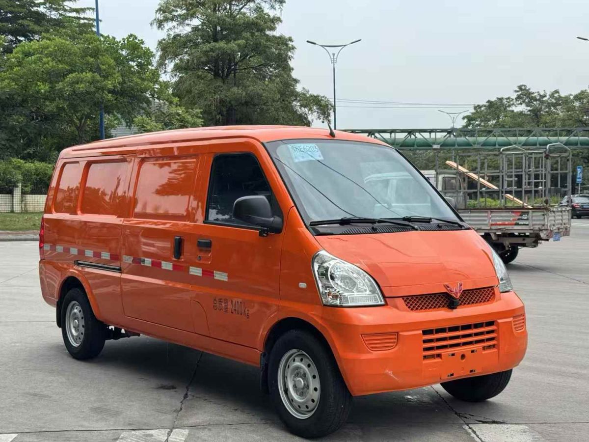 五菱 五菱榮光EV  2022款 基本型客車寧德時代圖片