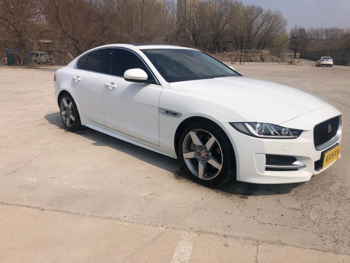 捷豹 XE  2015款 2.0T 240PS R-Sport圖片