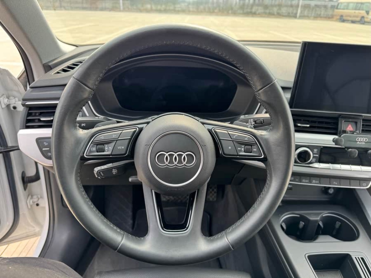 奧迪 奧迪A4L  2020款 40 TFSI 時(shí)尚動(dòng)感型圖片