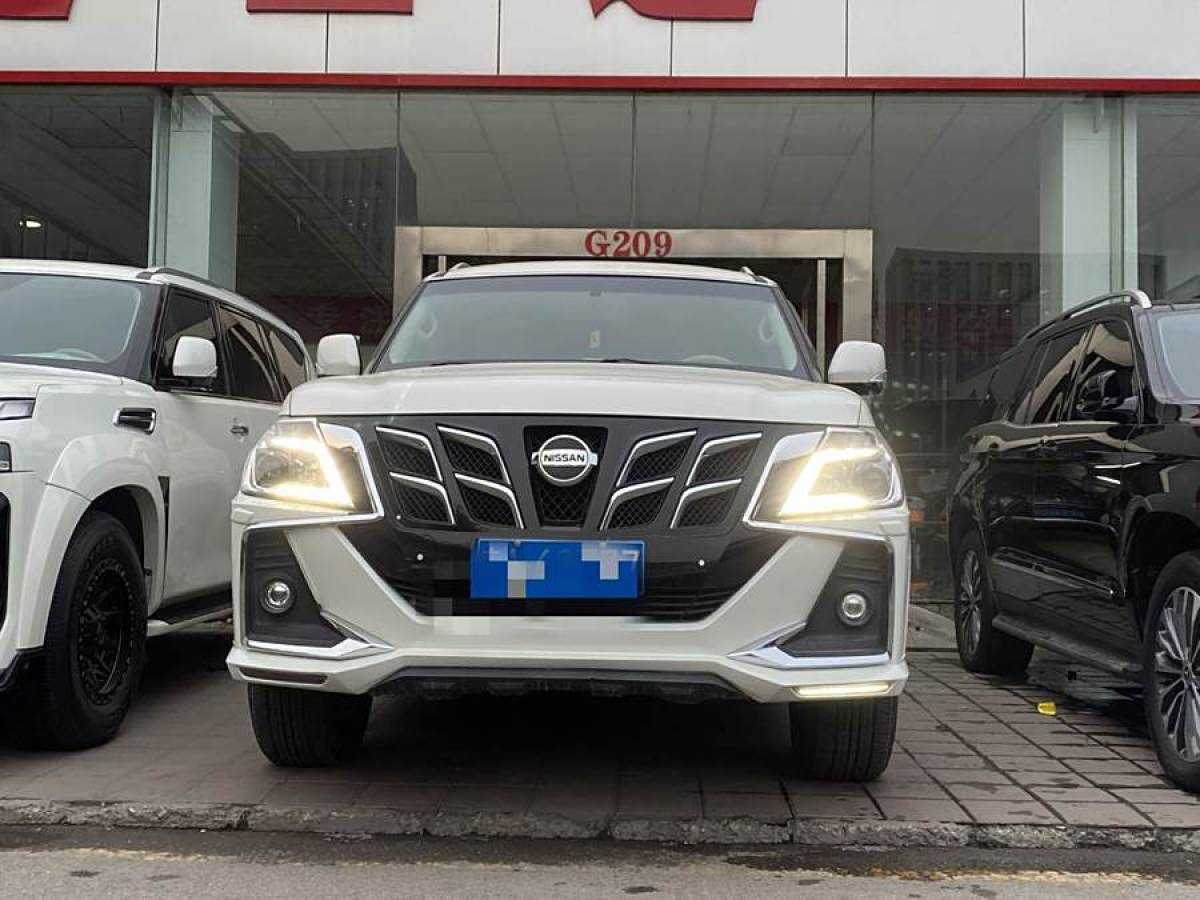 日產(chǎn) 途樂  2018款 4.0L 旗艦型圖片