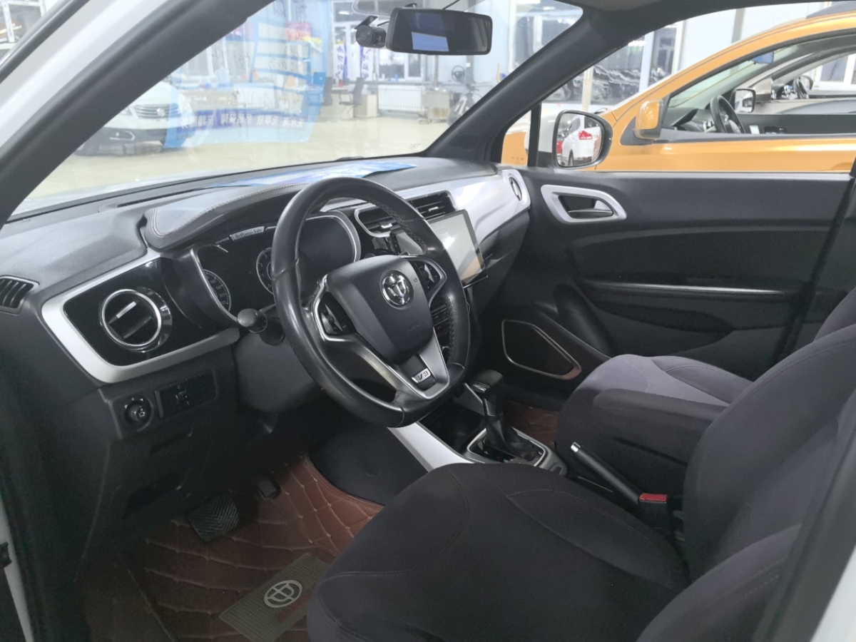中華 V3  2019款 1.5L 自動精英型圖片