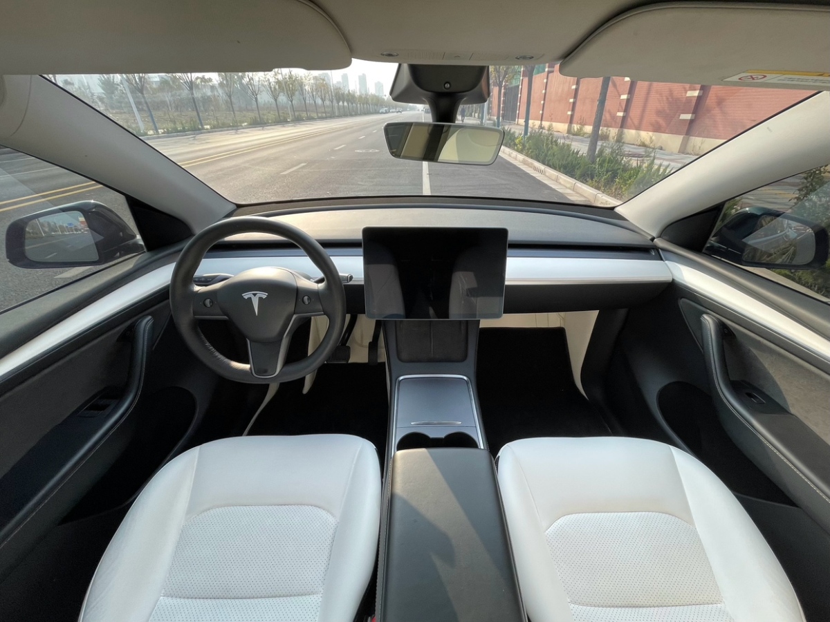 特斯拉 Model Y  2022款 后驅(qū)版圖片