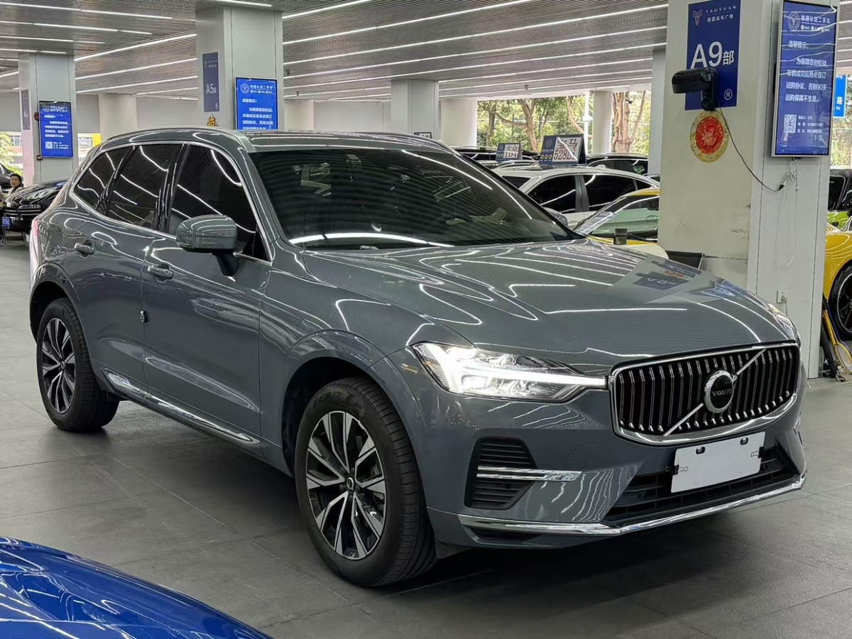 沃爾沃 XC60  2023款 B5 四驅智遠豪華版圖片