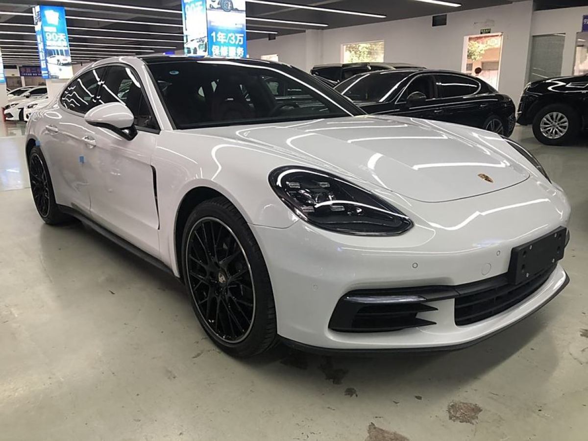 2017年3月保時捷 Panamera  2017款 Panamera 3.0T