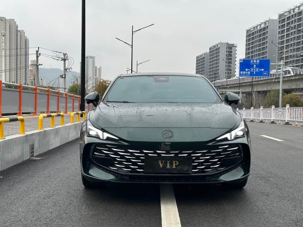 名爵 名爵7  2023款 1.5T DCT至美優(yōu)雅版圖片