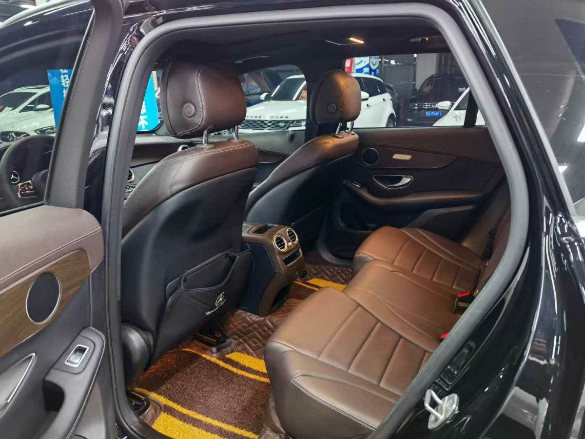 奔馳 奔馳GLC  2021款 GLC 300 4MATIC 轎跑SUV圖片