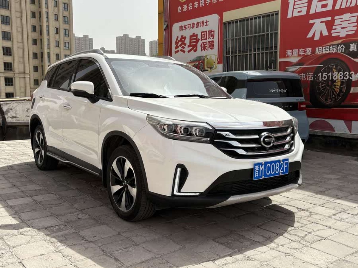 廣汽傳祺 GS4  2019款  270T 自動(dòng)兩驅(qū)豪華智聯(lián)版圖片