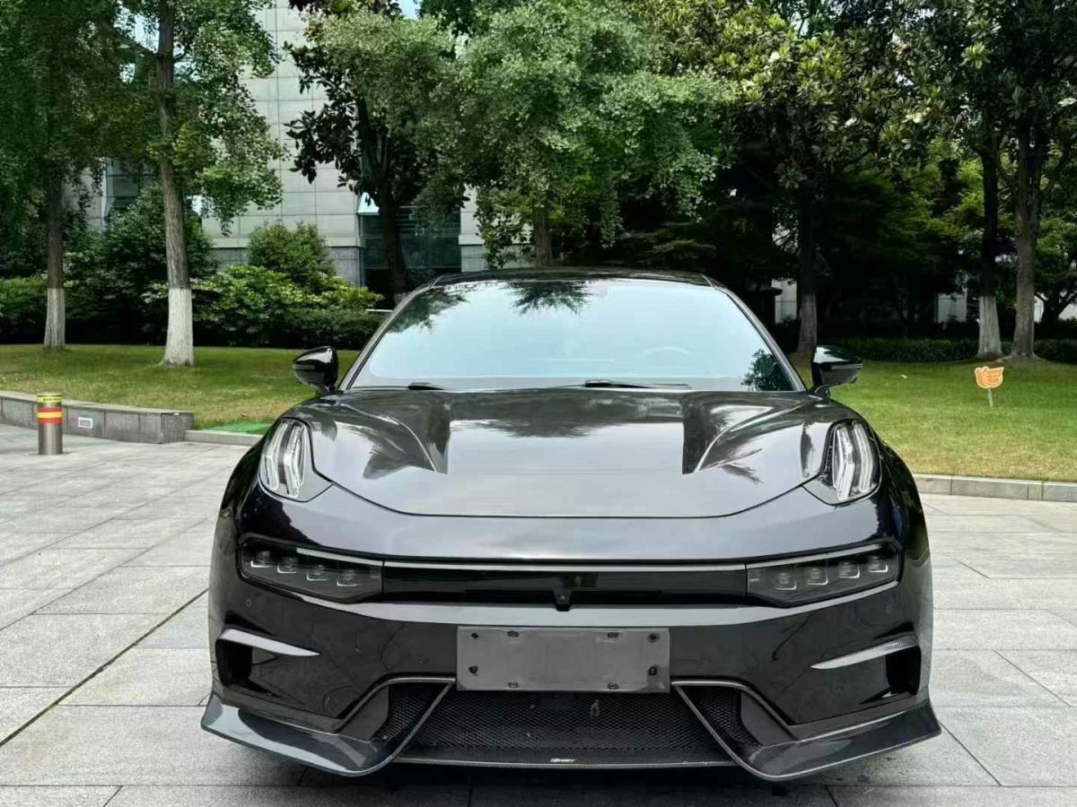 極氪 極氪001  2022款 超長(zhǎng)續(xù)航單電機(jī) WE版圖片